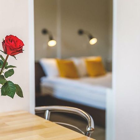 Compact Apartment Near Food Market In The Oldtown Plus Free Parking Klaipeda Exterior foto