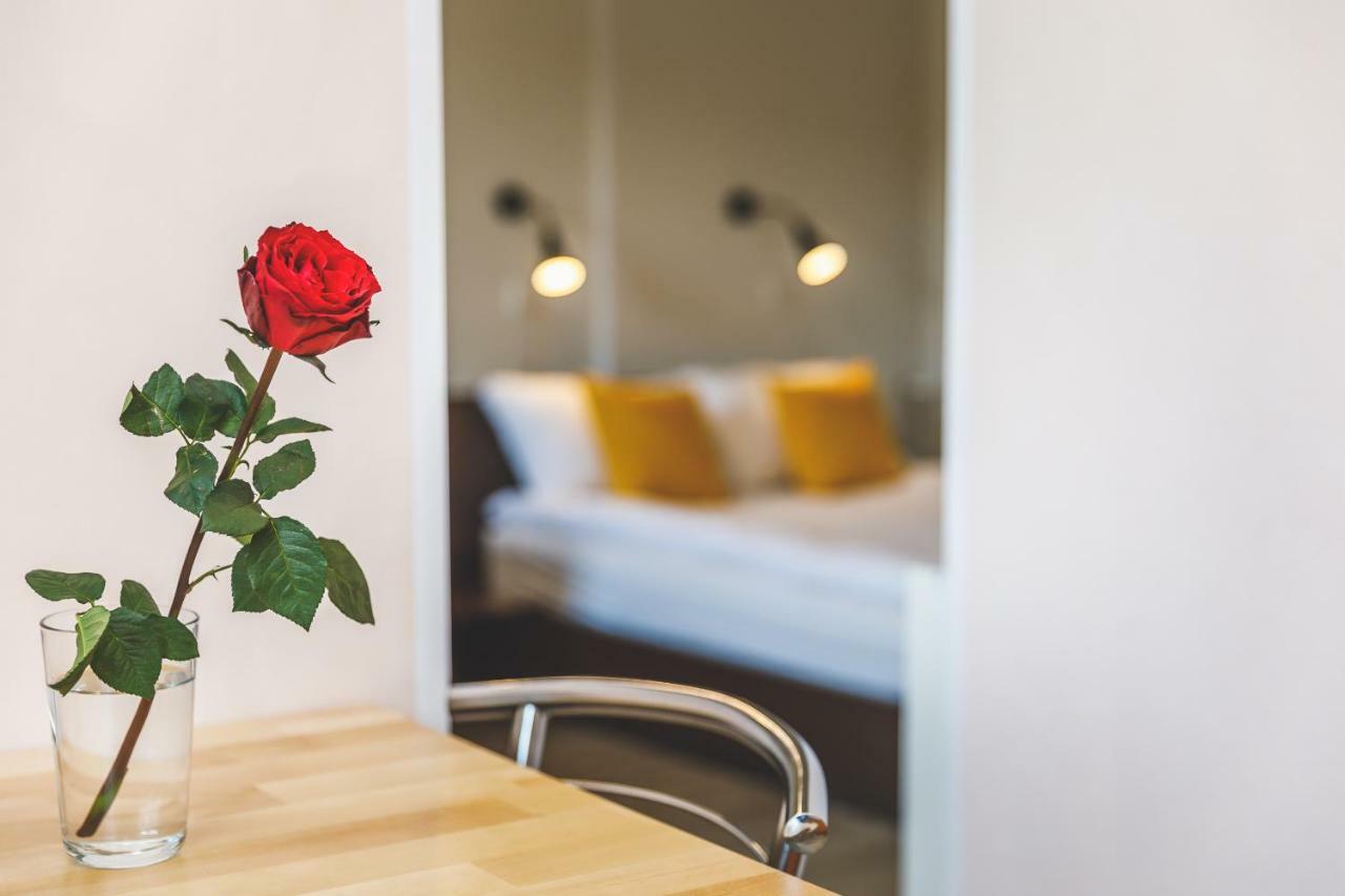Compact Apartment Near Food Market In The Oldtown Plus Free Parking Klaipeda Exterior foto