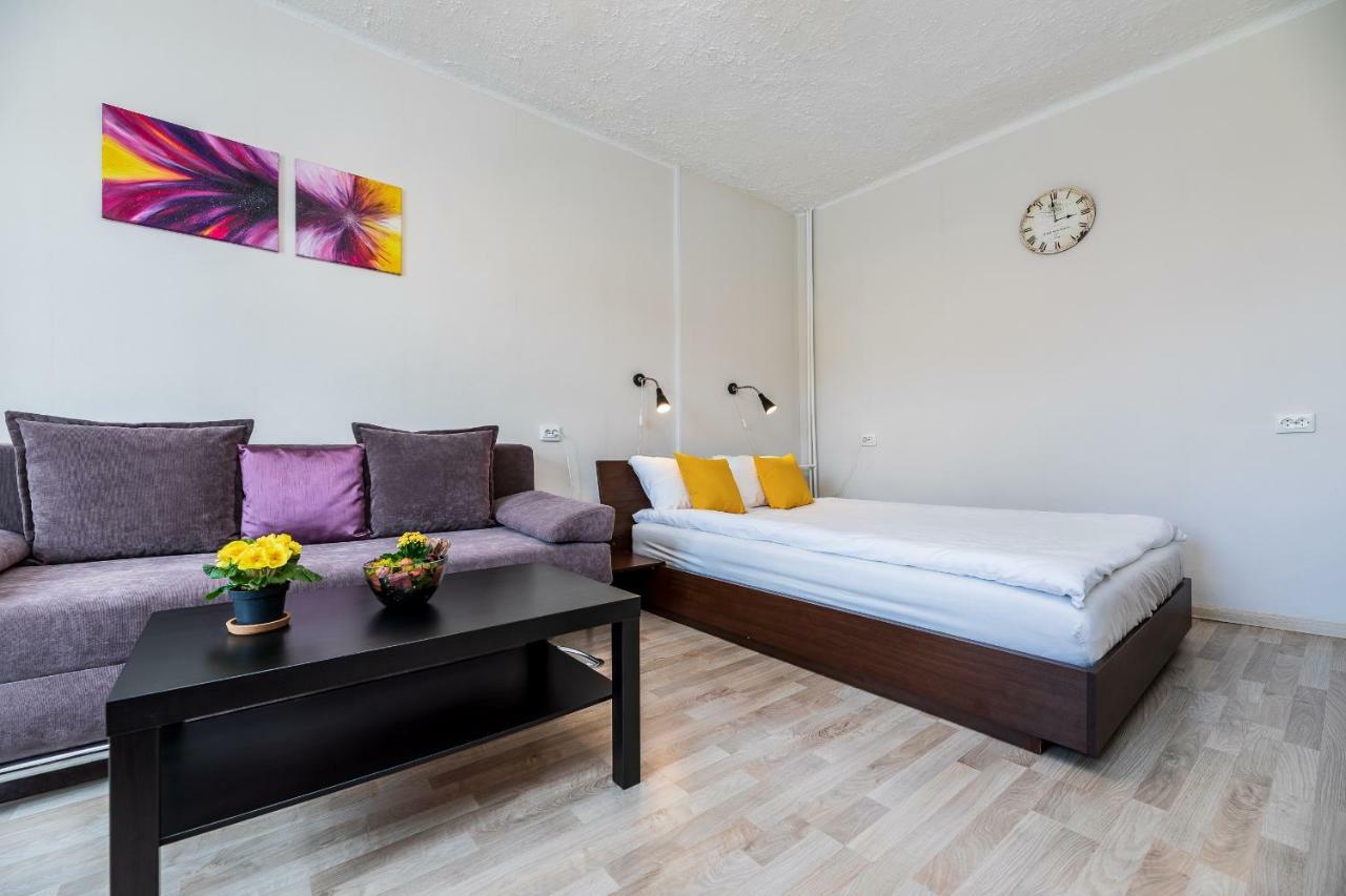 Compact Apartment Near Food Market In The Oldtown Plus Free Parking Klaipeda Exterior foto